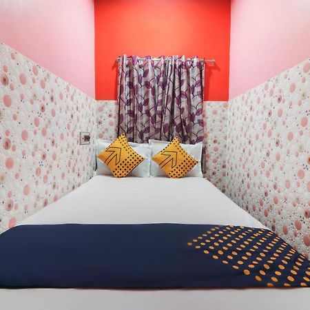 Spot On 49584 Asmi Hotel Hugli-Chinsurah Extérieur photo