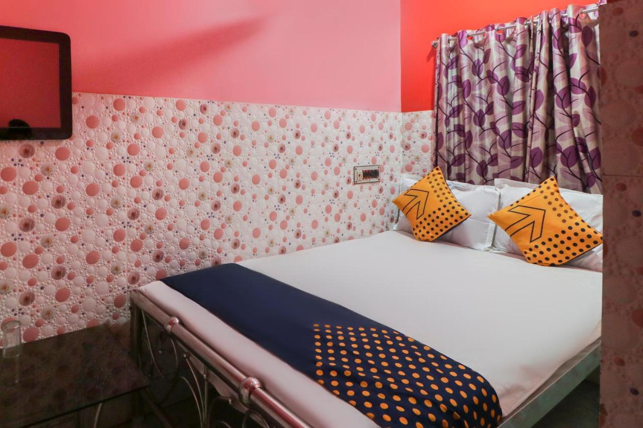 Spot On 49584 Asmi Hotel Hugli-Chinsurah Extérieur photo
