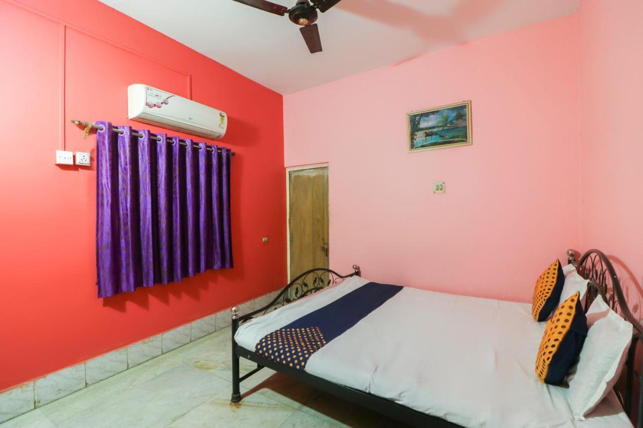 Spot On 49584 Asmi Hotel Hugli-Chinsurah Extérieur photo