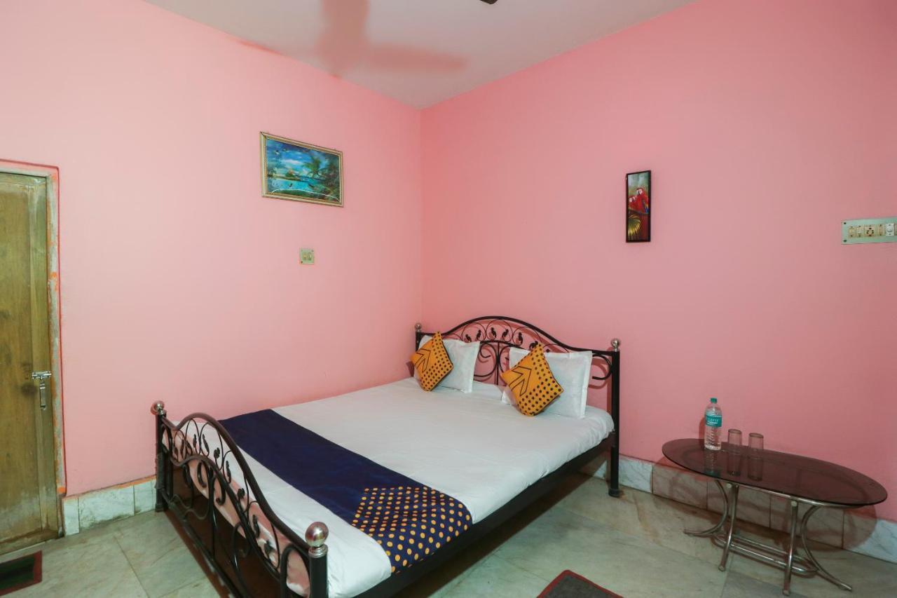 Spot On 49584 Asmi Hotel Hugli-Chinsurah Extérieur photo