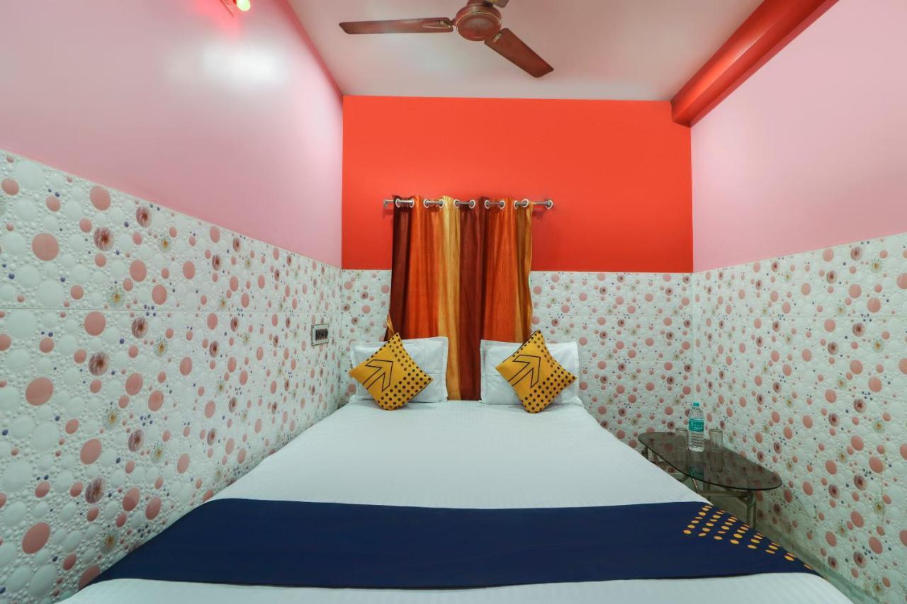 Spot On 49584 Asmi Hotel Hugli-Chinsurah Extérieur photo